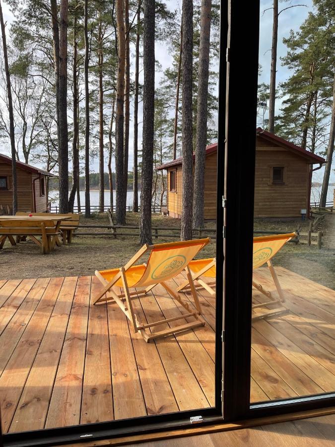 Schadzka W Dwunastce Z Widokiem Na Jezioro Borsk Exterior foto